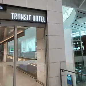 Terminal 2 Transit Airport Hotel